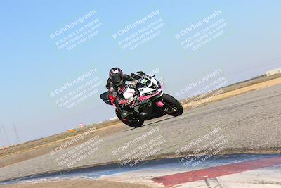 media/Mar-07-2022-Fun Track Dayz (Mon) [[9cc4a7dca7]]/Novice Group/145pm (Grapevine)/